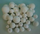 Kuličky z buničiny s dírkou - mix velikostí 12-30 mm (50 ks)